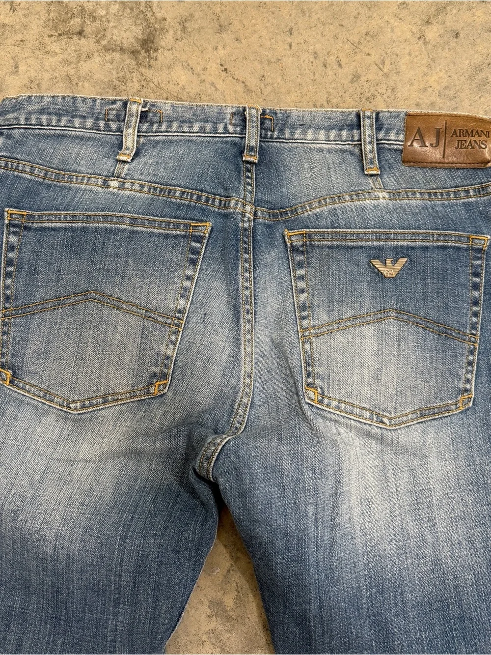 Armani Jeans Men's J21 Regular 34x30
